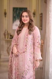 3 Piece - Embroidered Lawn Suit