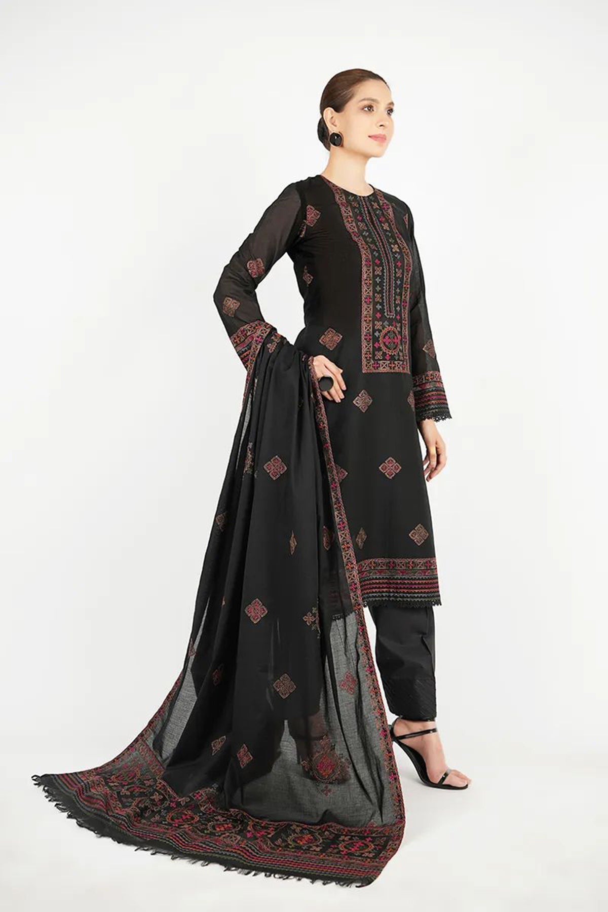 3 Piece - Embroidered Lawn Suit With Chiffon Dupatta