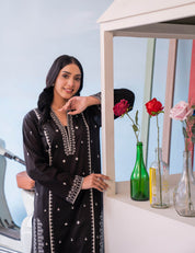 Black women outfit for summer