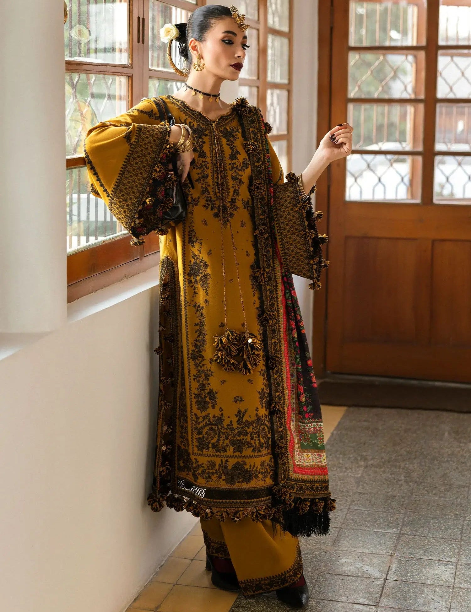 husain-rehar-lawn-suit_2.jpg